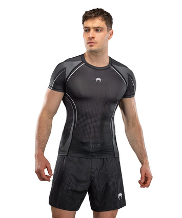 Venum Stealth Rashguard Short Sleeve Zwart/Wit