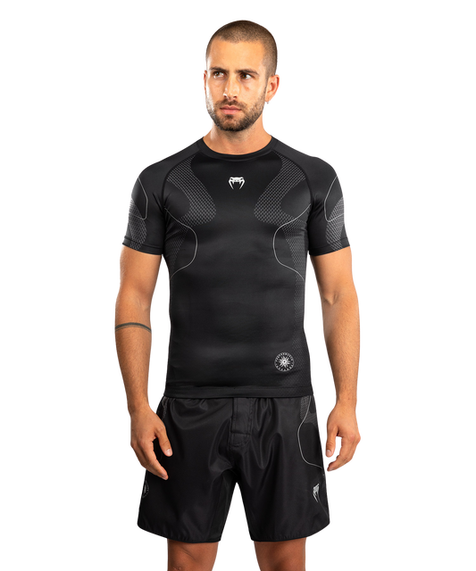 Venum Rashguard Nexus Korte Mouw Zwart/Zilver